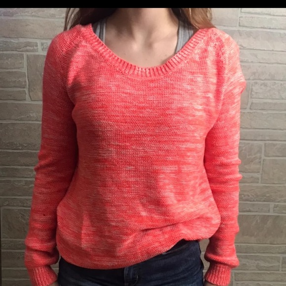 Open Back Sweater - Picture 2 of 4